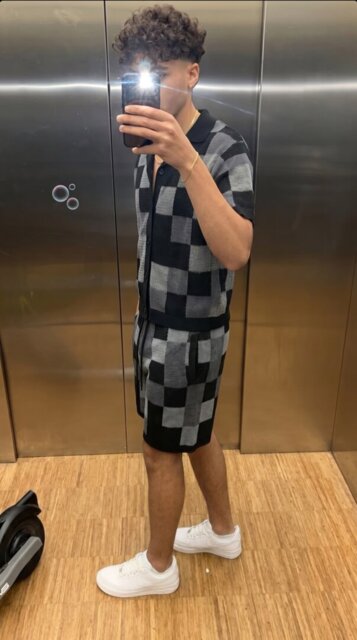 Customer wearing ESSNTL Pixel Set