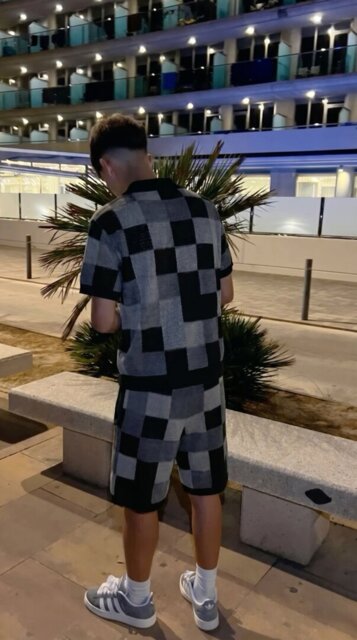 Customer wearing ESSNTL Pixel Set